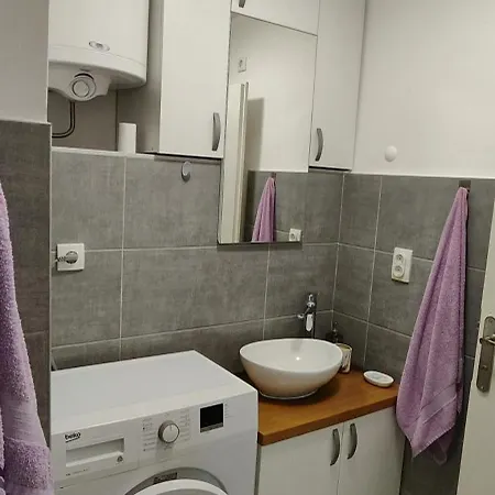 Apartment Vp *